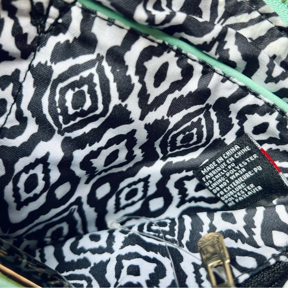 Urban Expressions Crossbody Bag in Mint - Picture 10 of 10